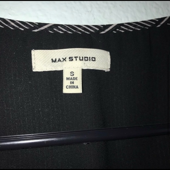 Striped dress - Picture 2 of 3